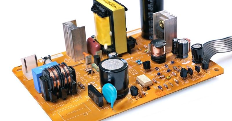 Les puces électroniques d'occasion : le filon caché de la tech pas chère